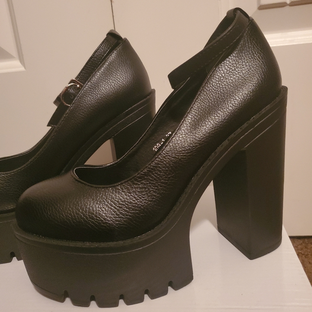 Black platform heels